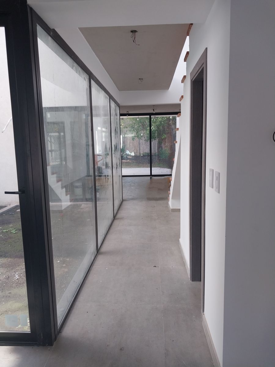 VENTA DE ESPECTACULAR DUPLEX-POR SUS DIMENSIONES- 5 AMBIENTES. — foto 13