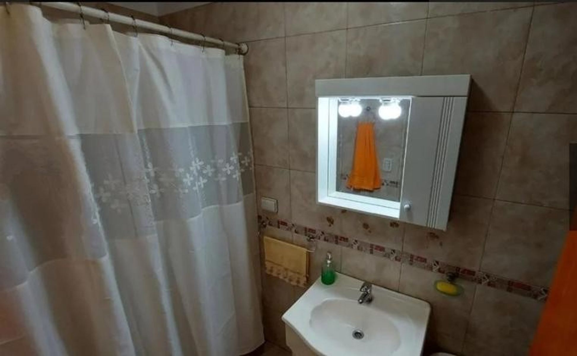 VENTA DE EXCELENTE DEPARTAMENTO AL FRENTE SAN JUSTO CENTRO — foto 2