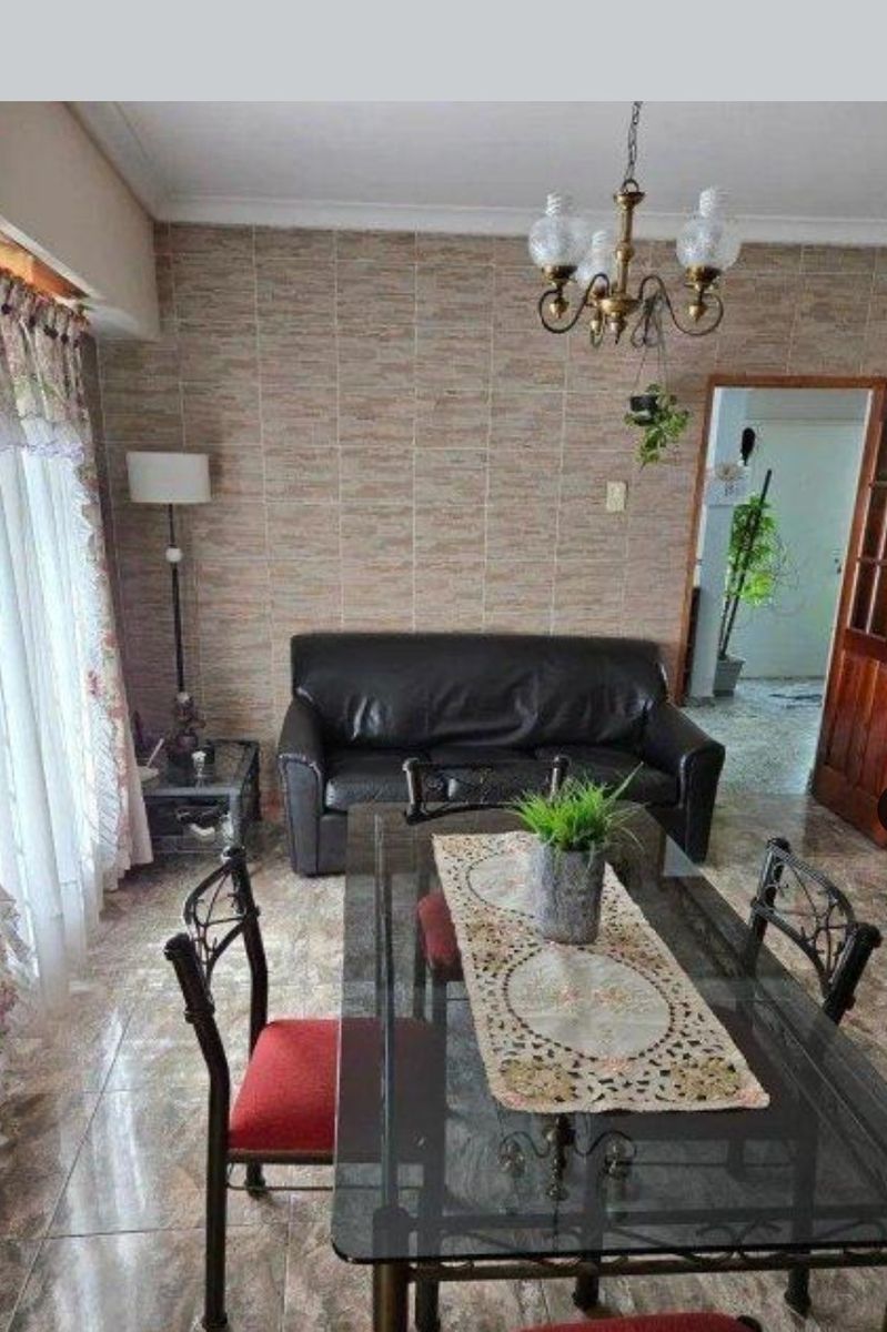 ¡VENDEMOS CASA DE TRES AMBIENTES, CON COCHERA MAS DEPARTAMENTO — foto 8