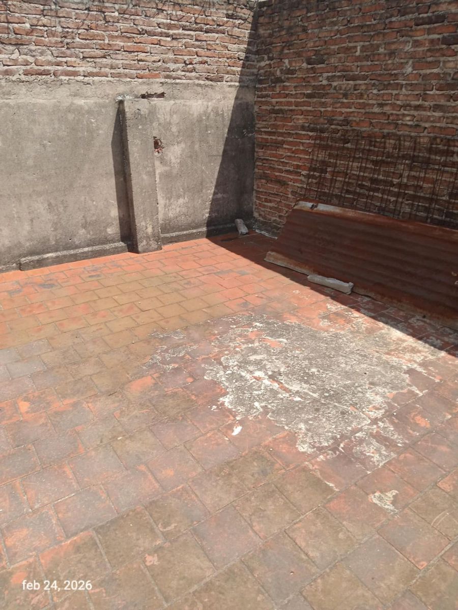 2 PH A RECICLAR EN EL CORAZON DE MONTE CASTRO — foto 3
