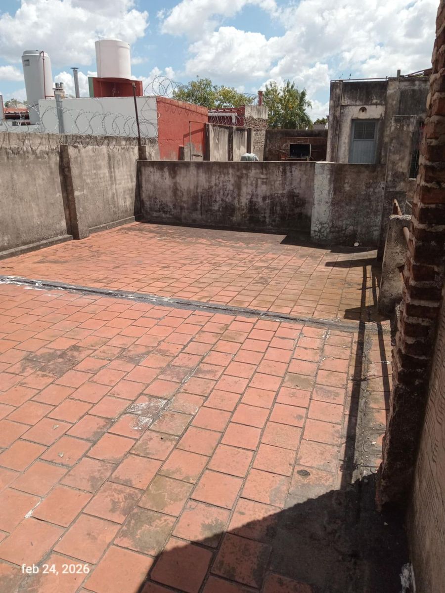 2 PH A RECICLAR EN EL CORAZON DE MONTE CASTRO — foto 6