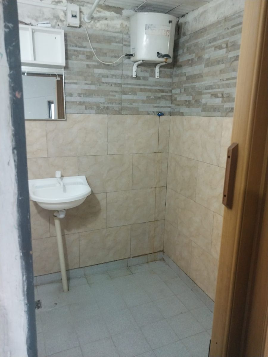 PROPIEDAD MULTIFAMILIAR CON RENTA.....