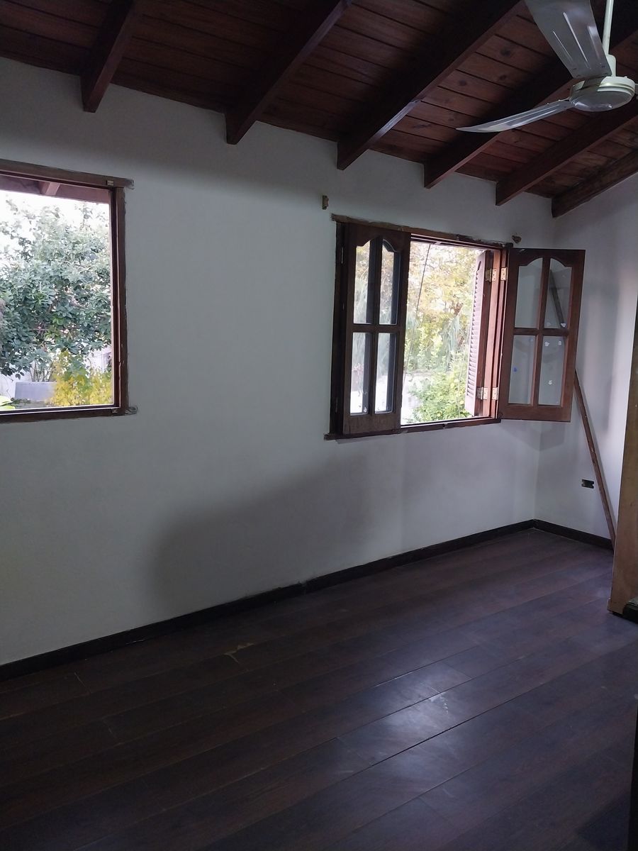 TRIPLEX EN VENTA FRENTE A PLAZA CATTANEO - 13