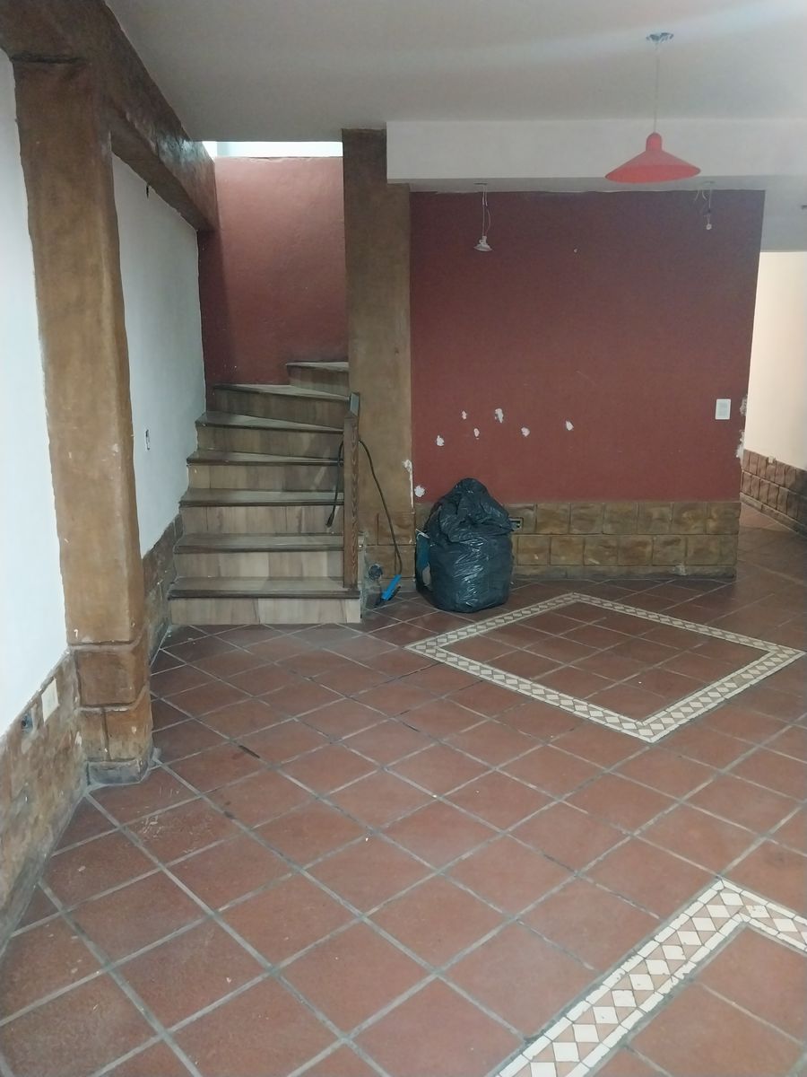 TRIPLEX EN VENTA FRENTE A PLAZA CATTANEO - 22