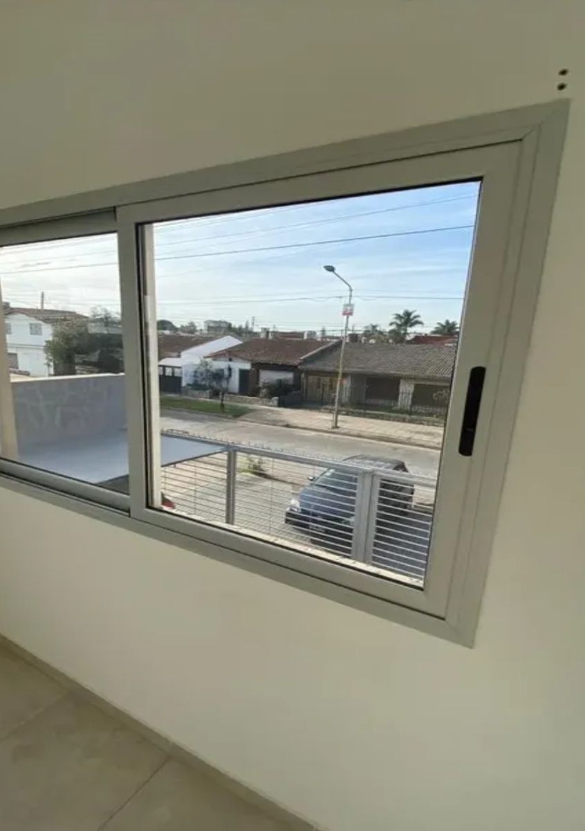 Departamento dos ambientes,terraza y cochera propia - 11