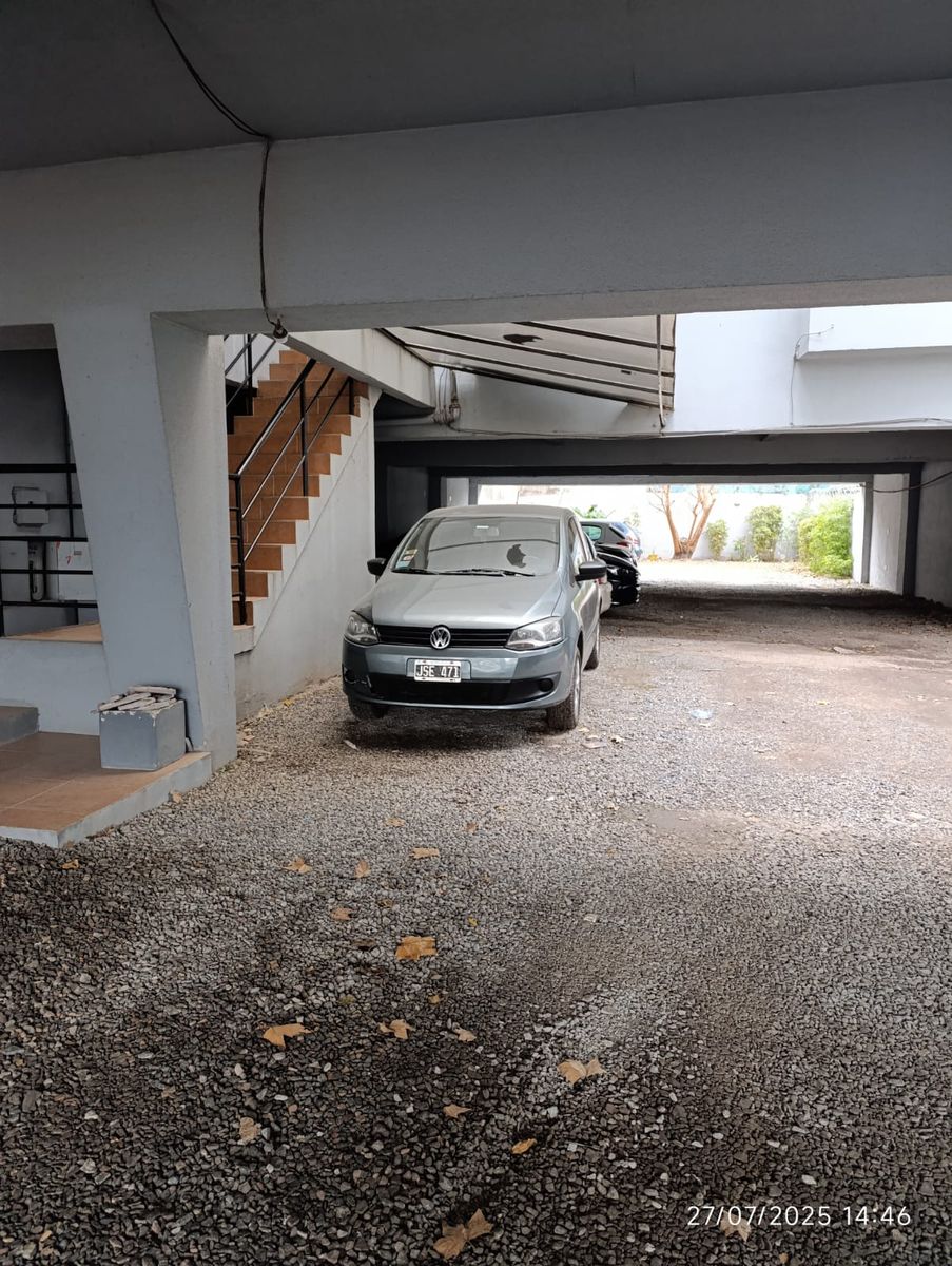 Venta de cochera centro de Moron. - 4
