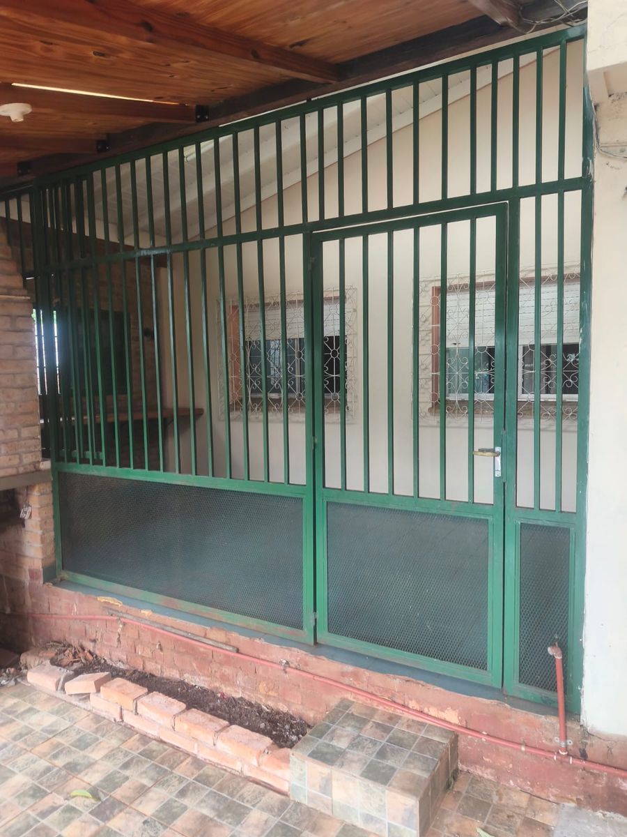 Casa Céntrica 4 Dormitorios 2 Baños Apto Crédito Oberá Misiones - 11