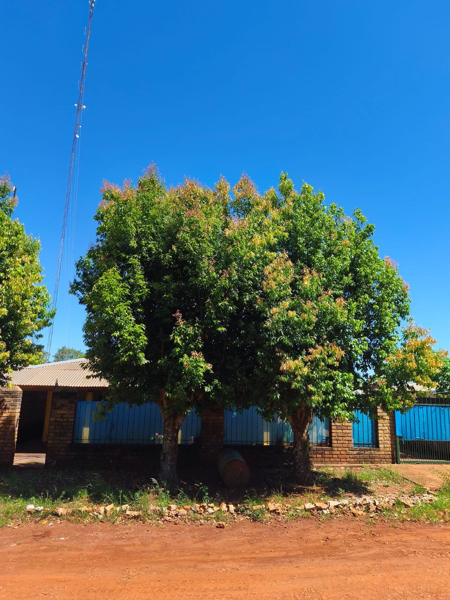 OPORTUNIDAD - CASA EN VENTA EN LOS HELECHOS-OBERA - 1