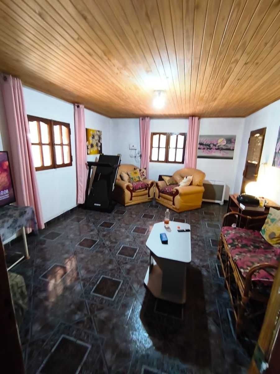 OPORTUNIDAD - CASA EN VENTA EN LOS HELECHOS-OBERA - 7