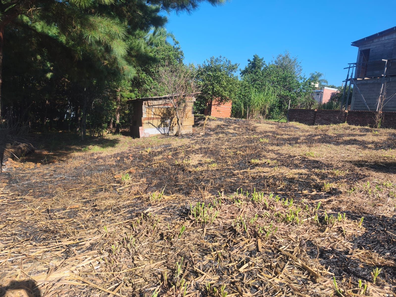 Terreno En Venta 420m2 Barrio Landín Oberá Con Título Al Día - 2