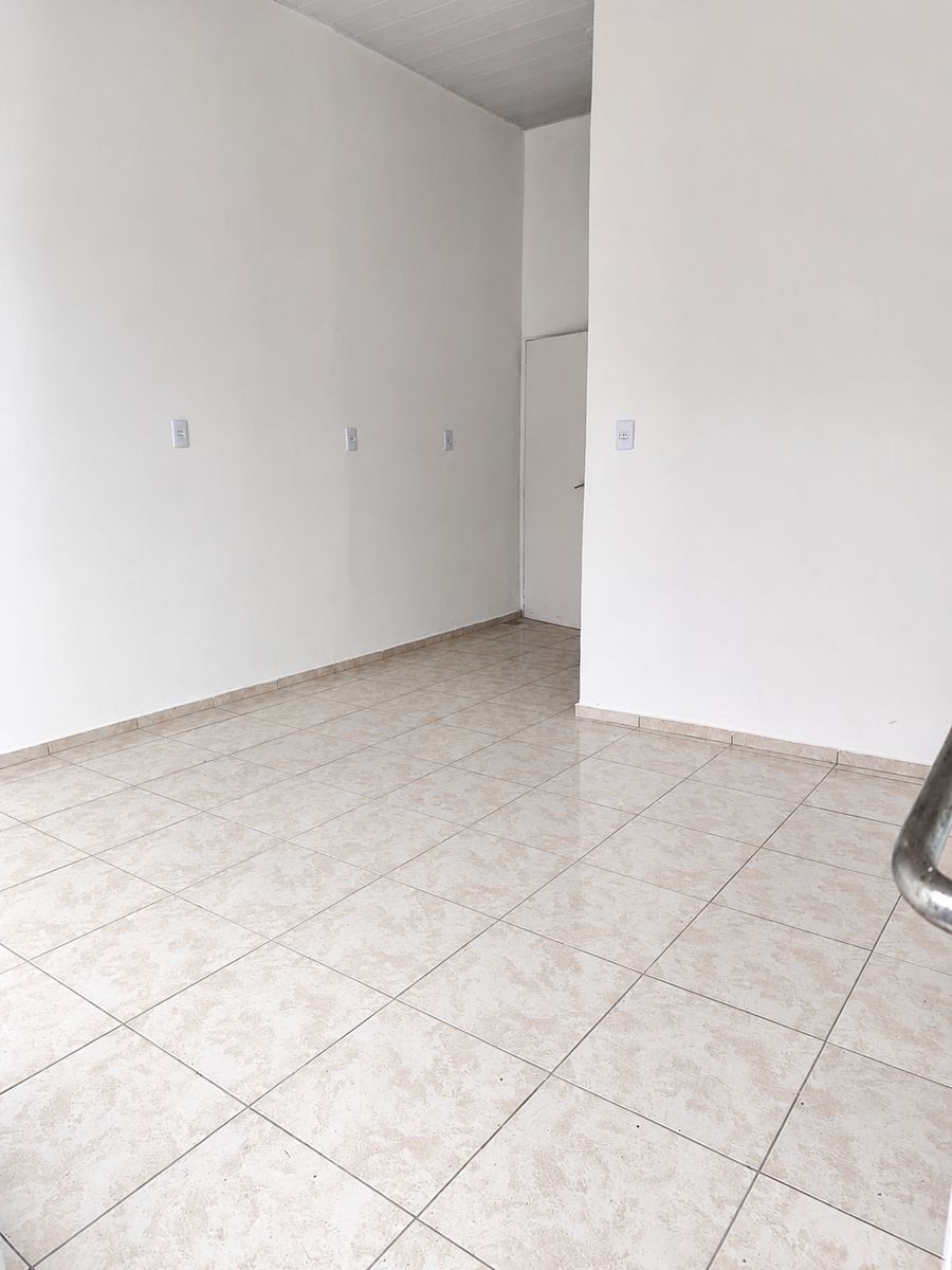 LOCAL EN ALQUILER - CALLE FRENCH 370 - OBERA - 1