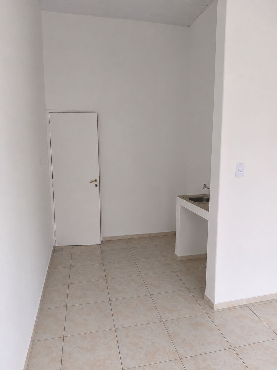 LOCAL EN ALQUILER - CALLE FRENCH 370 - OBERA - 5