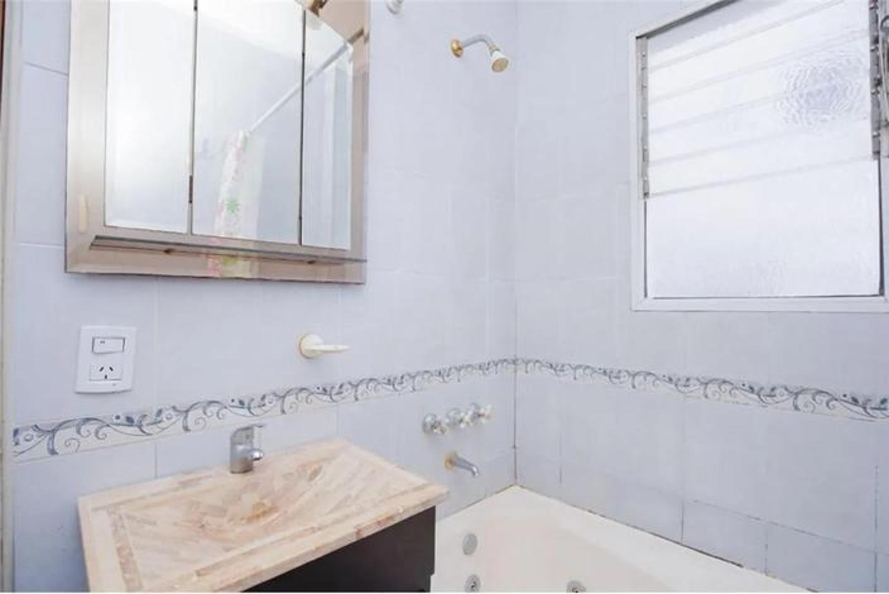 Departamento de 2 ambientes en Floresta. — foto 11