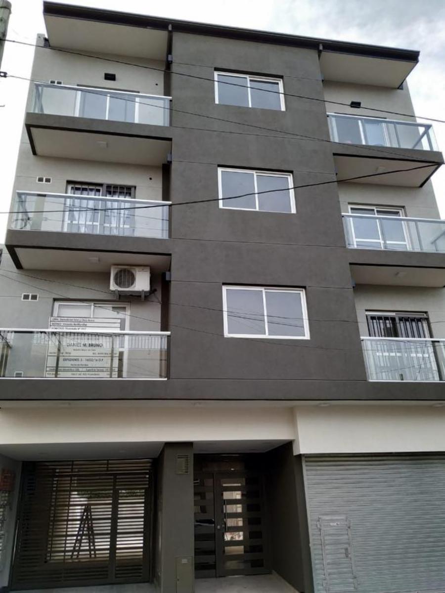 EXCELENTE DEPTO DE 2 AMBIENTES — foto 2