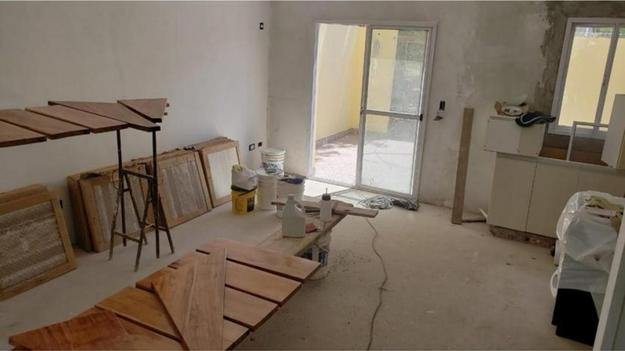 DUPLEX 3 AMB. CON COCHERA Y PATIO A ESTRENAR — foto 2