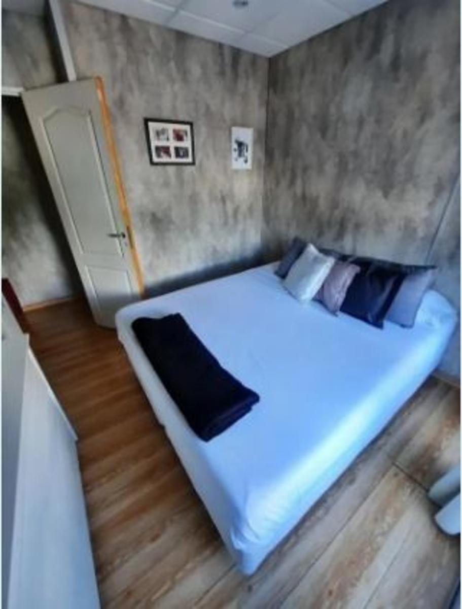 CASA DE TRES AMBIENTES EN BARRIO CERRADO ACEPTA PERMUTA — foto 9