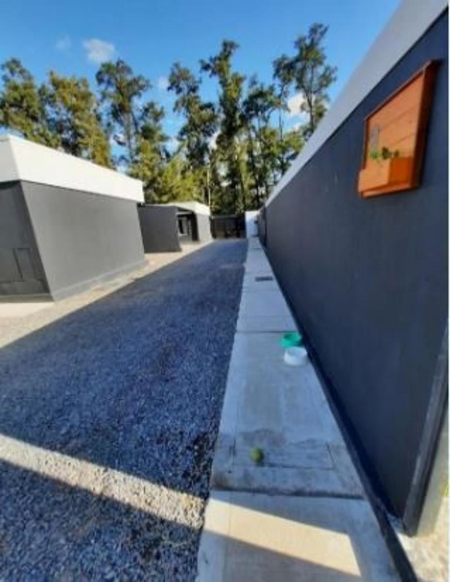 CASA DE TRES AMBIENTES EN BARRIO CERRADO ACEPTA PERMUTA — foto 14