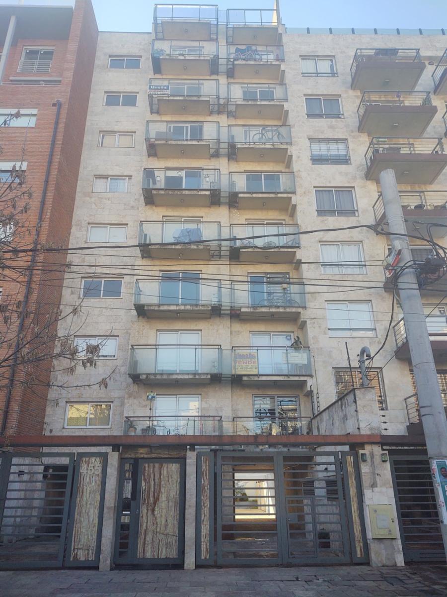 DEPTO DE 2 AMBIENTES CON BALCÓN
