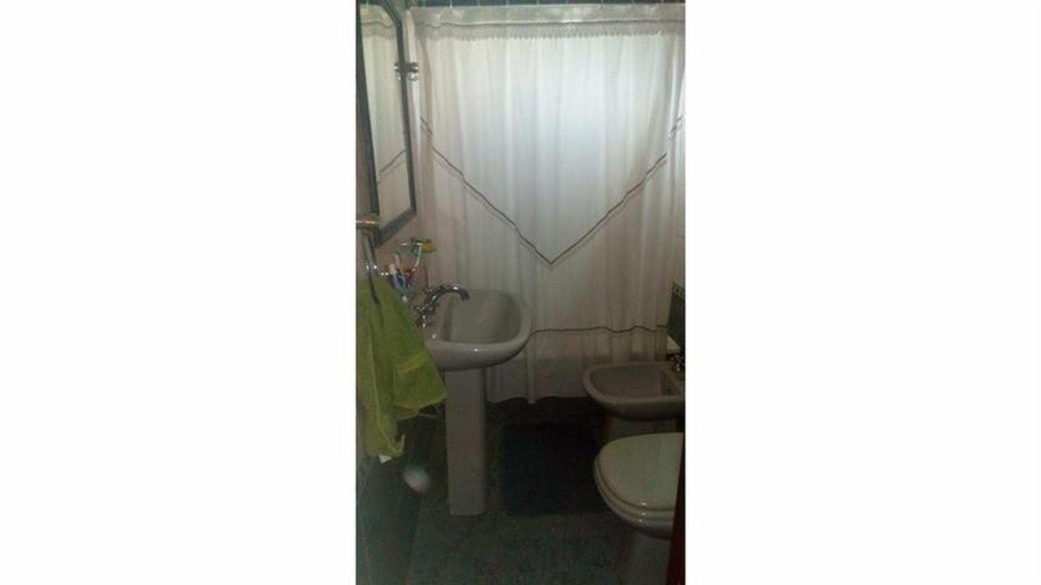 Espectacular casa 6 amb. con en la mejor zona de Haedo — foto 14