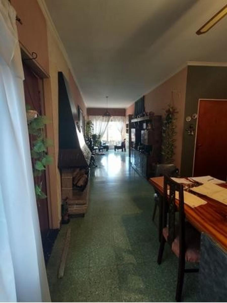 CASA EN BLOQUE SOBRE LOTE DE 8.66 X 37.60 — foto 3