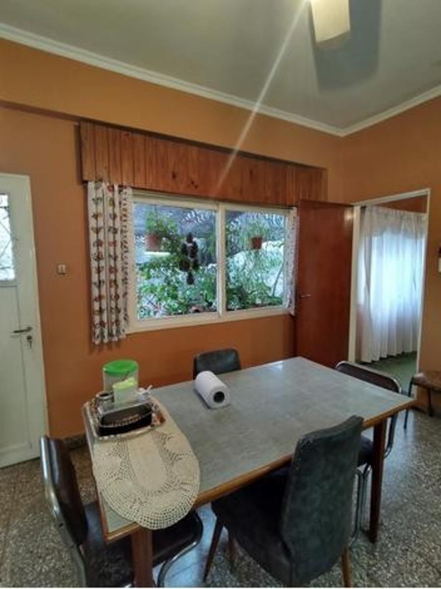 CASA EN BLOQUE SOBRE LOTE DE 8.66 X 37.60 — foto 6