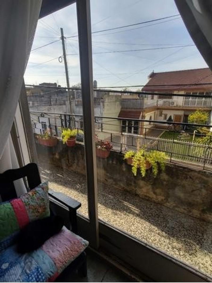 CASA EN BLOQUE SOBRE LOTE DE 8.66 X 37.60 — foto 10