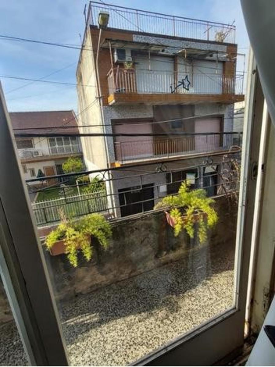 CASA EN BLOQUE SOBRE LOTE DE 8.66 X 37.60 — foto 11