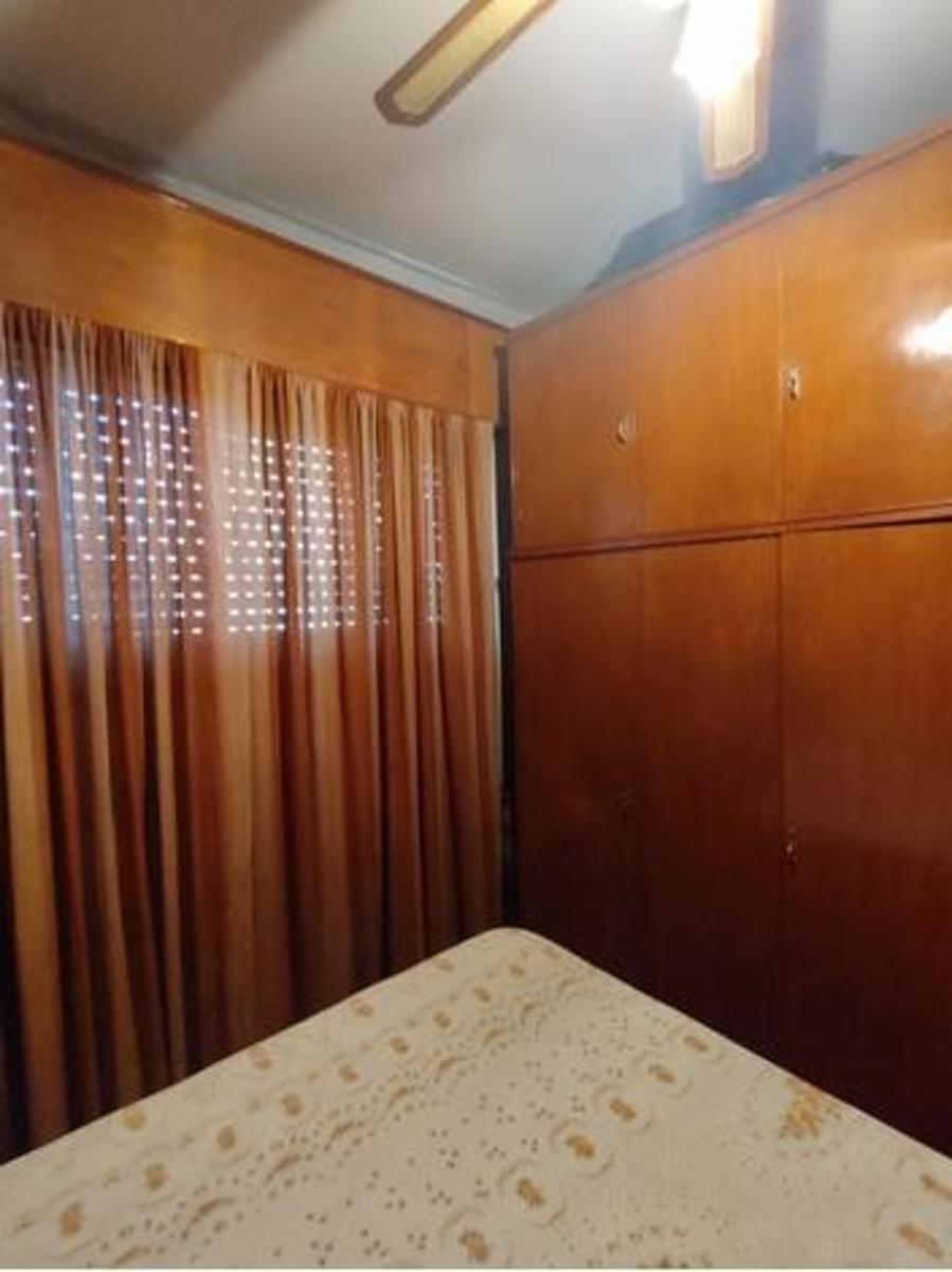 CASA EN BLOQUE SOBRE LOTE DE 8.66 X 37.60 — foto 12