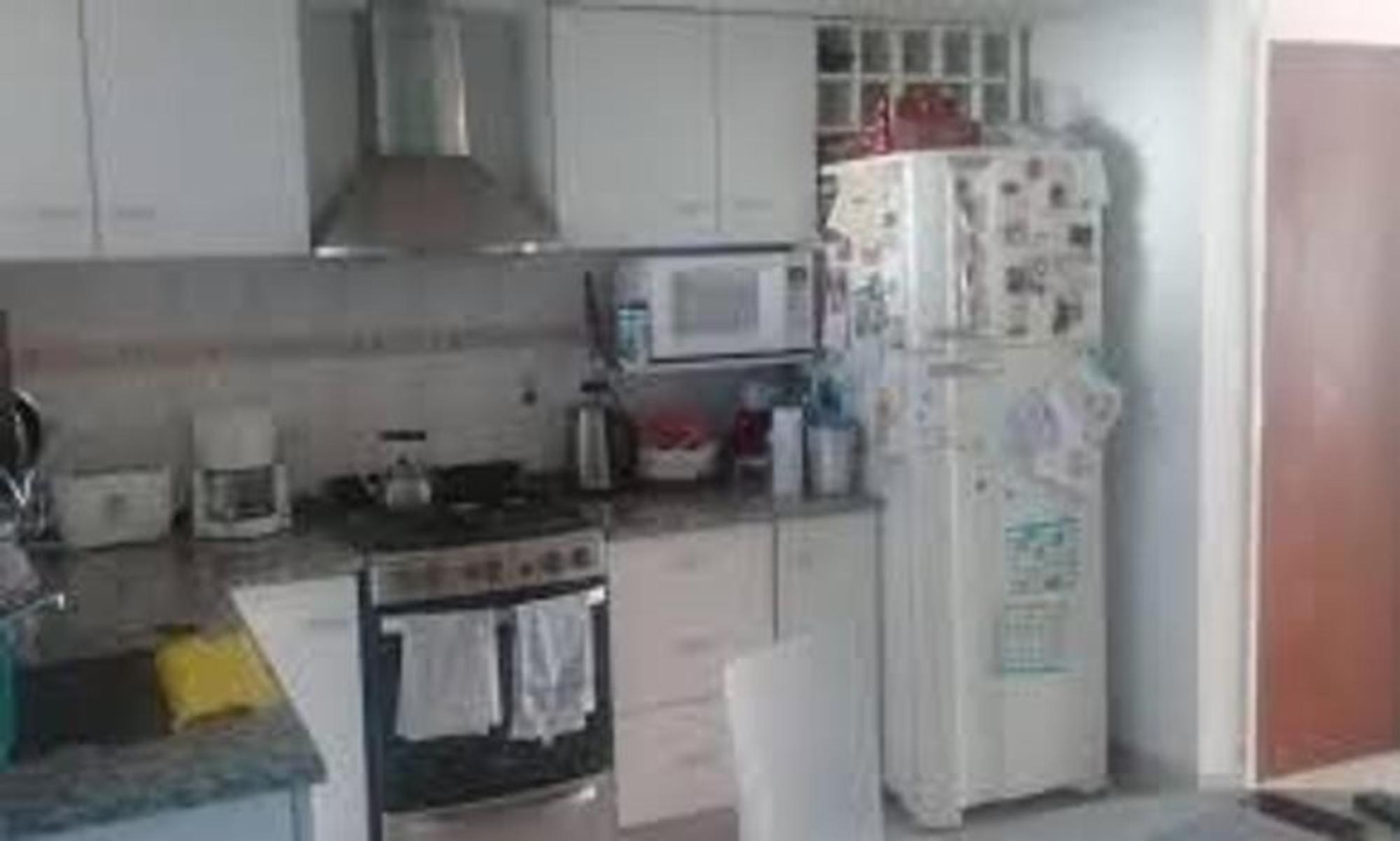 DUPLEX CON AMBIENTES AMPLIOS, EN ZONA ITUZAINGO — foto 6