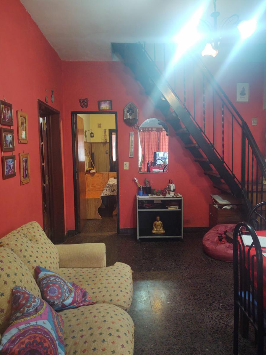 CHALET EN DOS PLANTAS EN EXCELENTE ZONA EN CASTELAR — foto 6