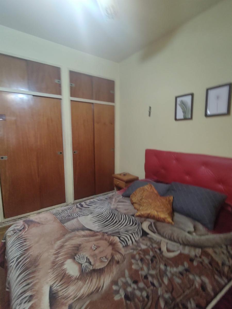 CHALET EN DOS PLANTAS EN EXCELENTE ZONA EN CASTELAR — foto 11