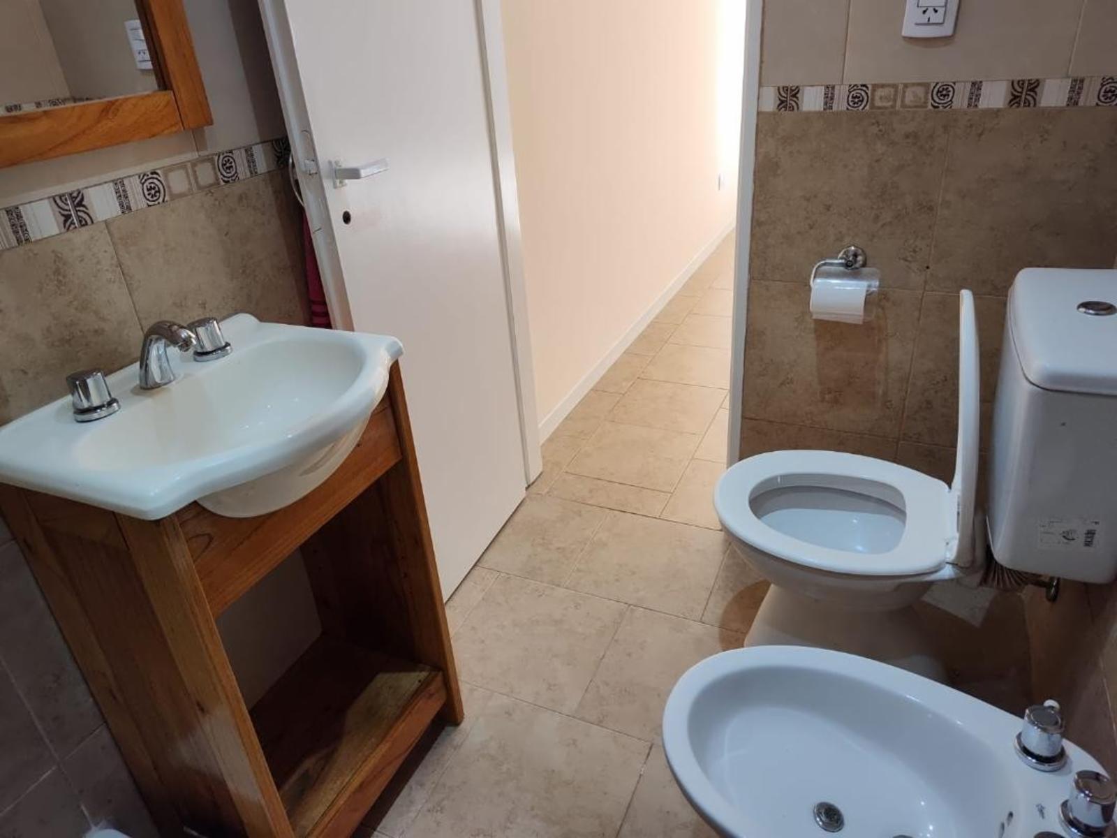 Excelente departamento en Moron a una cuadra y media de la estación. — foto 4