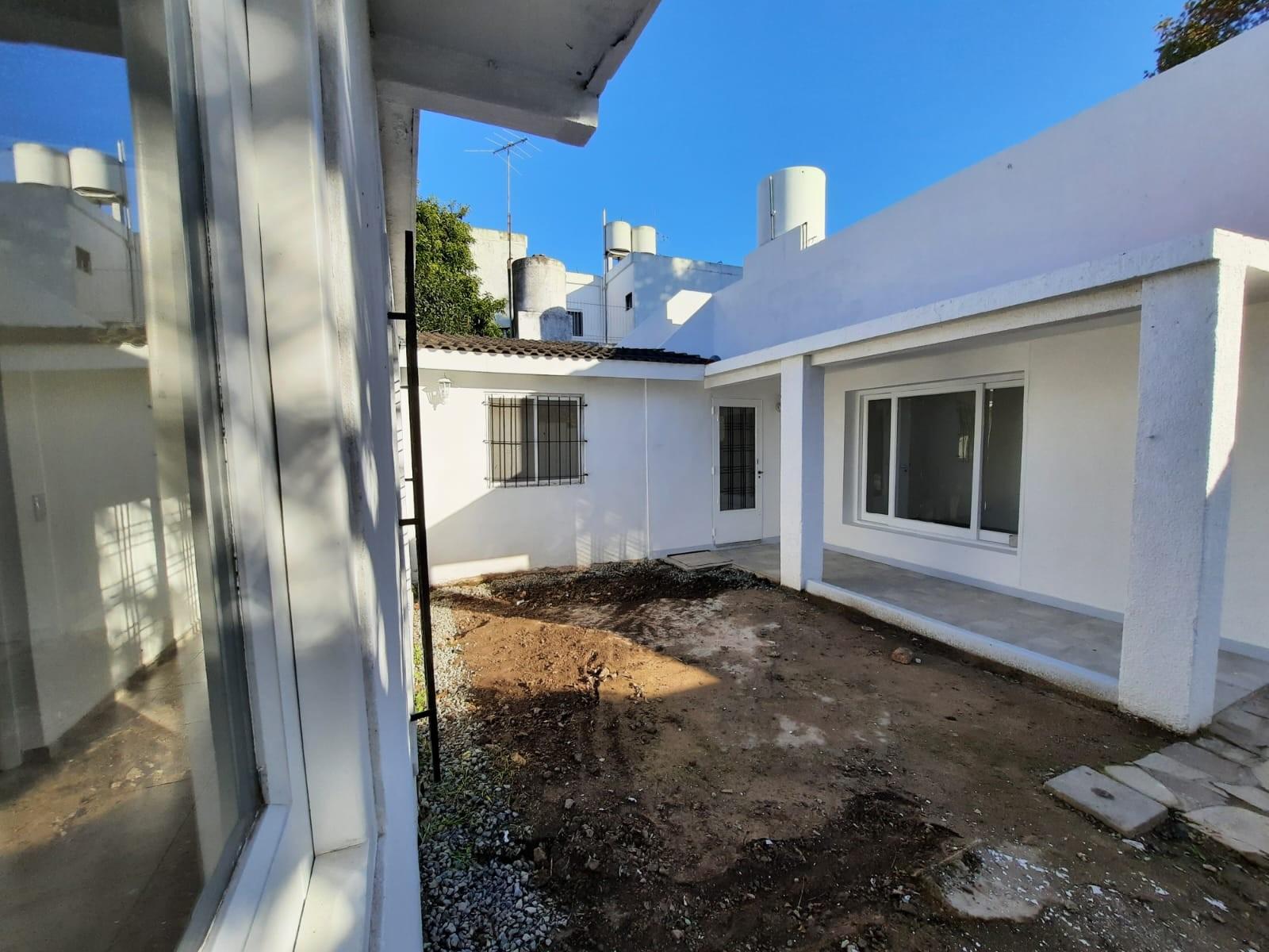 EXCELENTE CASA, RECICLADA A NUEVA,4 AMB. A ESTRENAR — foto 15