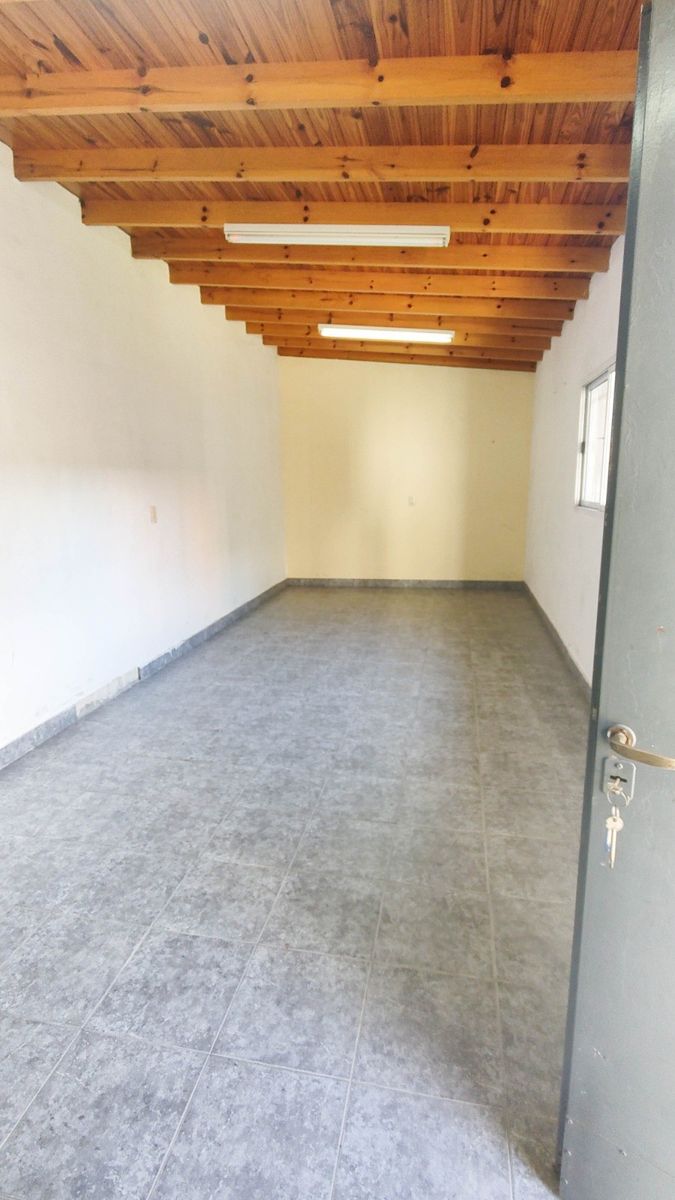 Casa Americana De 5 Ambientes Con Cochera