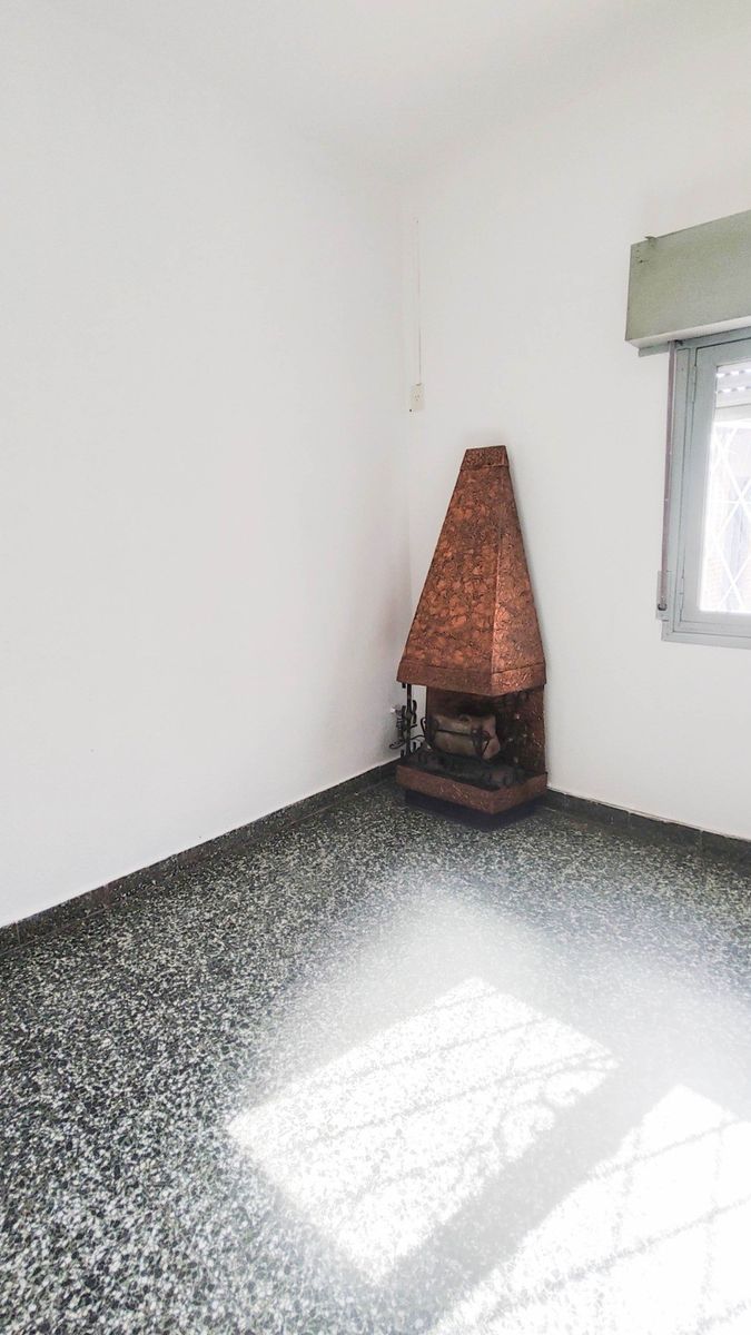 Casa Americana De 5 Ambientes Con Cochera — foto 4