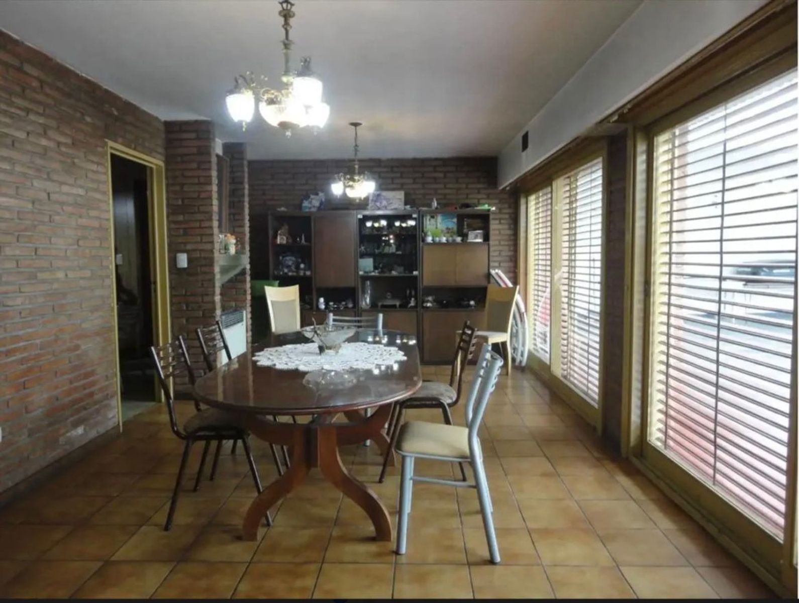 Chalet De Categoría En Villa Sarmiento