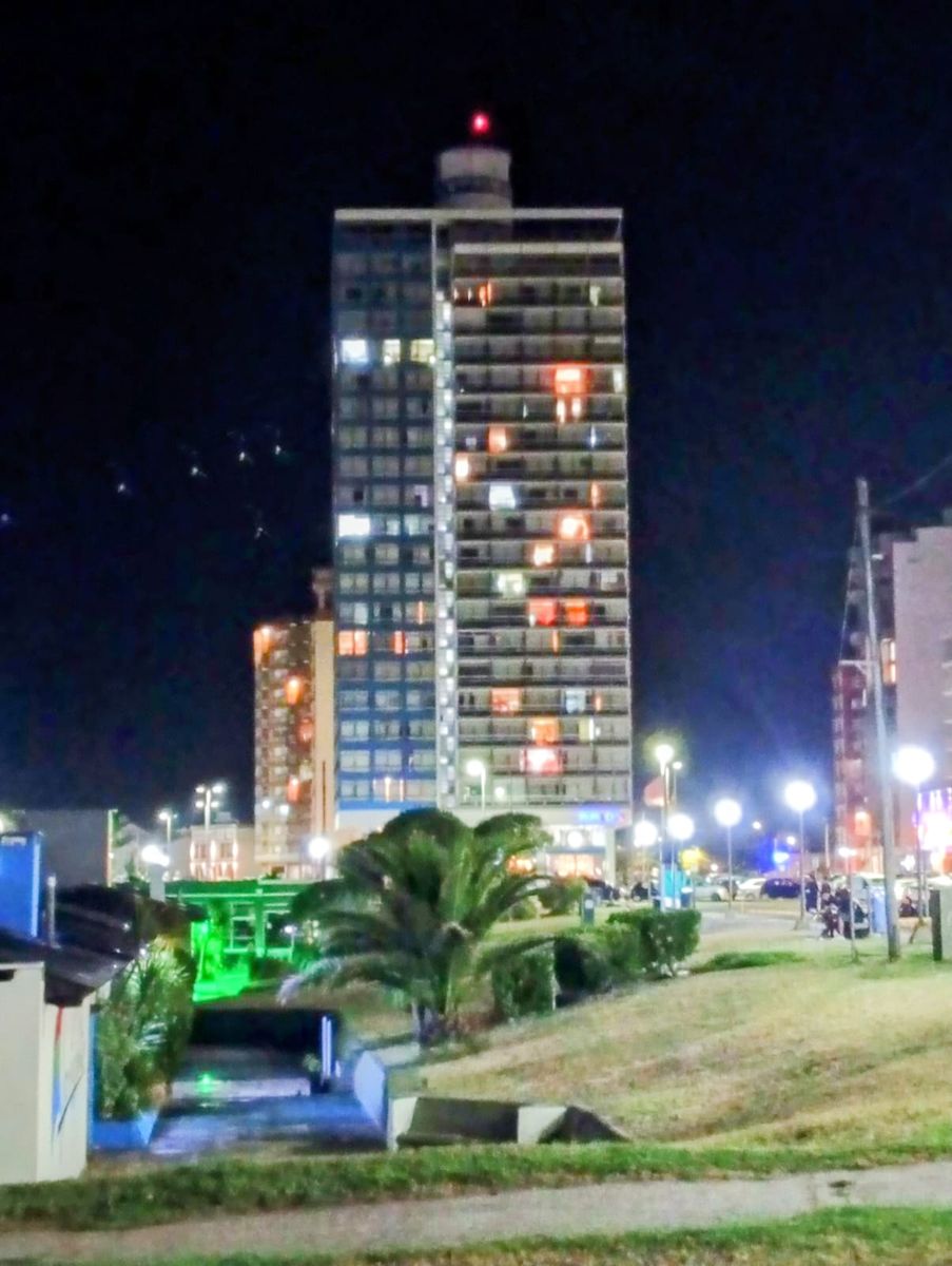 Monoambiente Dividido Frente al Mar - Miramar - 5