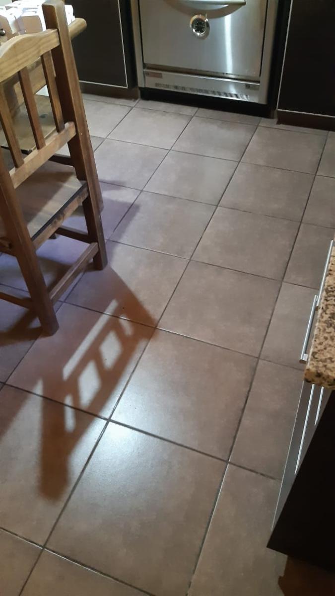 VILLA LUZURIAGA - Excelente Casa Americana 3 Amb sobre lote 10x30 — foto 12