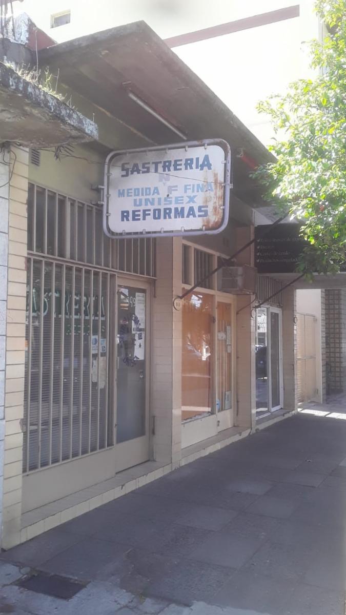 Ramos Mejía - RETASADO - Venta en Block - 3 Locales mas depto, Cochera y Espacio Aéreo — foto 3