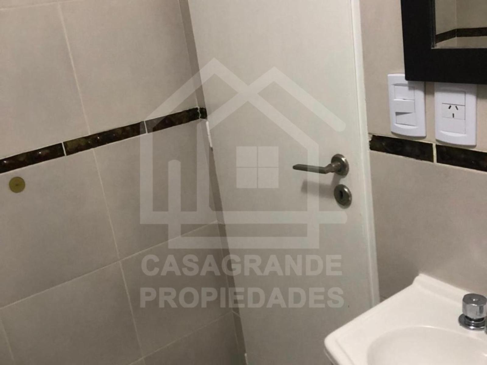 EXCELENTE DEPARTAMENTO — foto 12