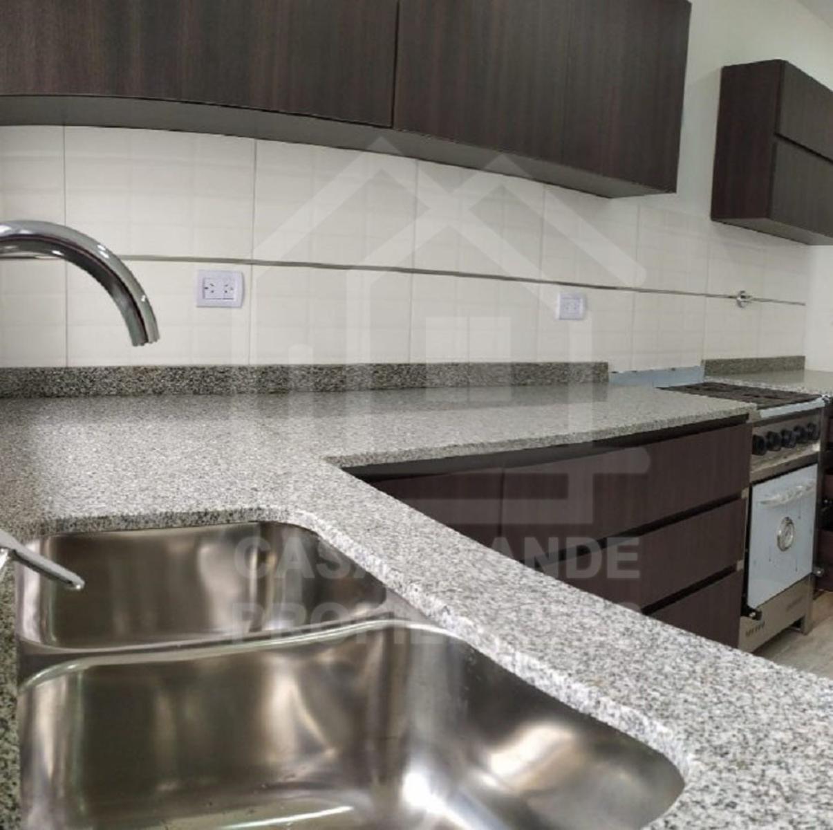 EXCELENTE DUPLEX EN VENTA — foto 5