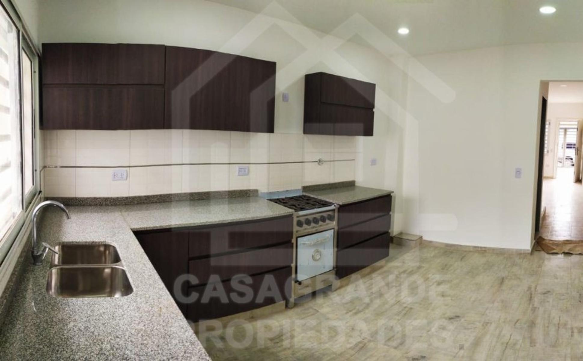 EXCELENTE DUPLEX EN VENTA — foto 8