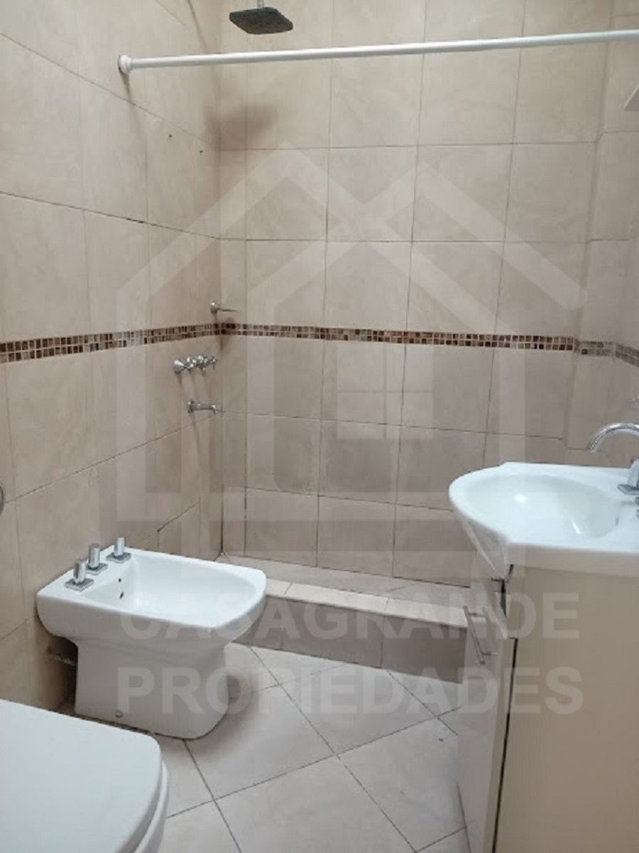DEPARTAMENTO EN ALQUILER - 13