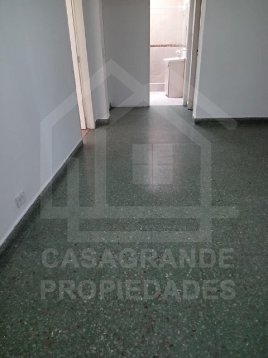 DEPARTAMENTO EN ALQUILER - 23