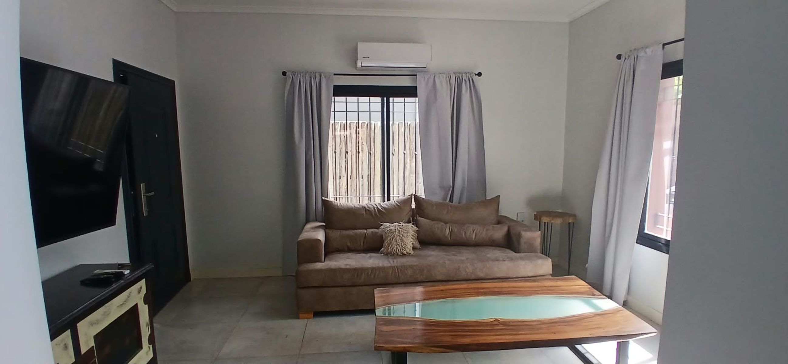 VENTA DEPARTAMENTO 3 AMBIENTES TIPO DÚPLEX CON JARDÍN. ESPACIO PARA AUTO - 5
