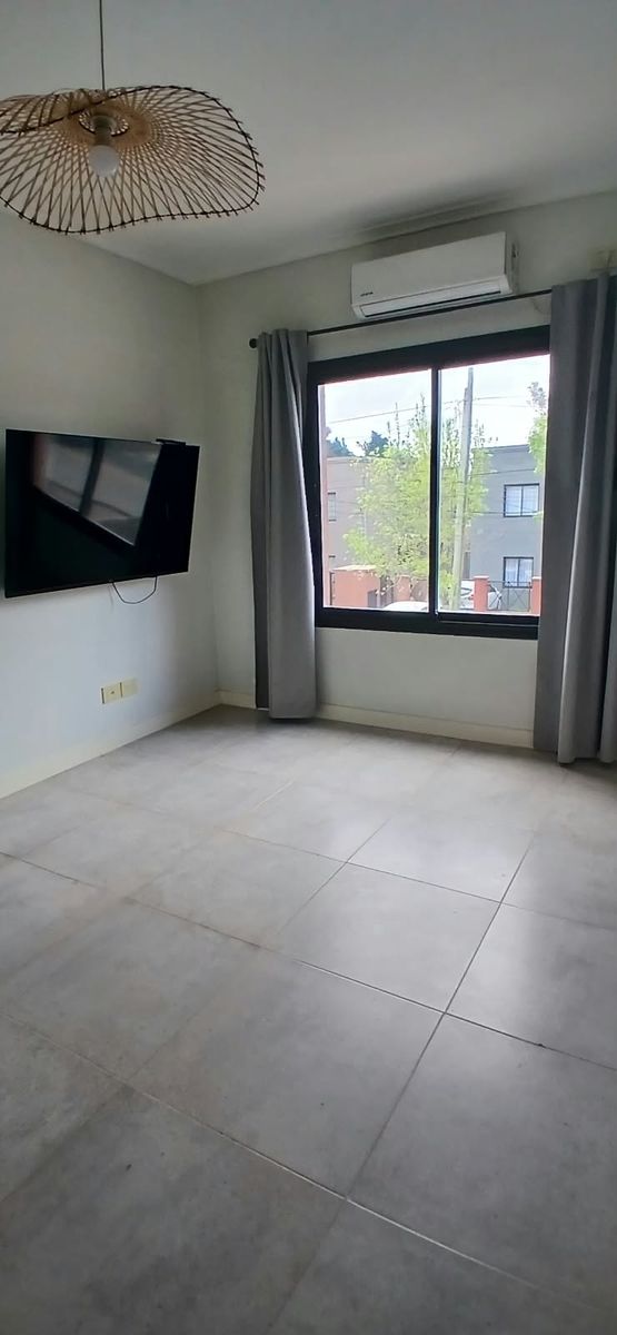 VENTA DEPARTAMENTO 3 AMBIENTES TIPO DÚPLEX CON JARDÍN. ESPACIO PARA AUTO - 9