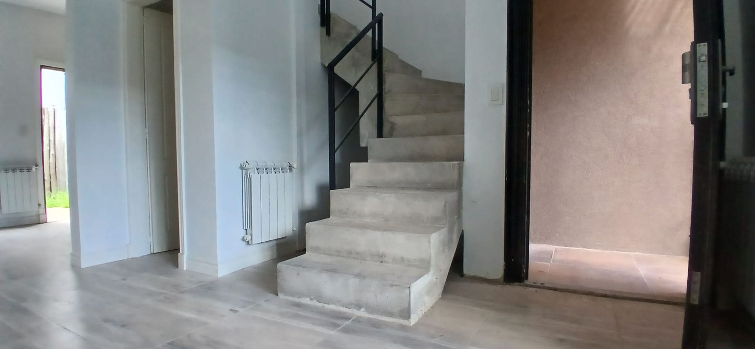 DÚPLEX 2 AMBIENTES CON JARDÍN- FINANCIACIÓN — foto 3