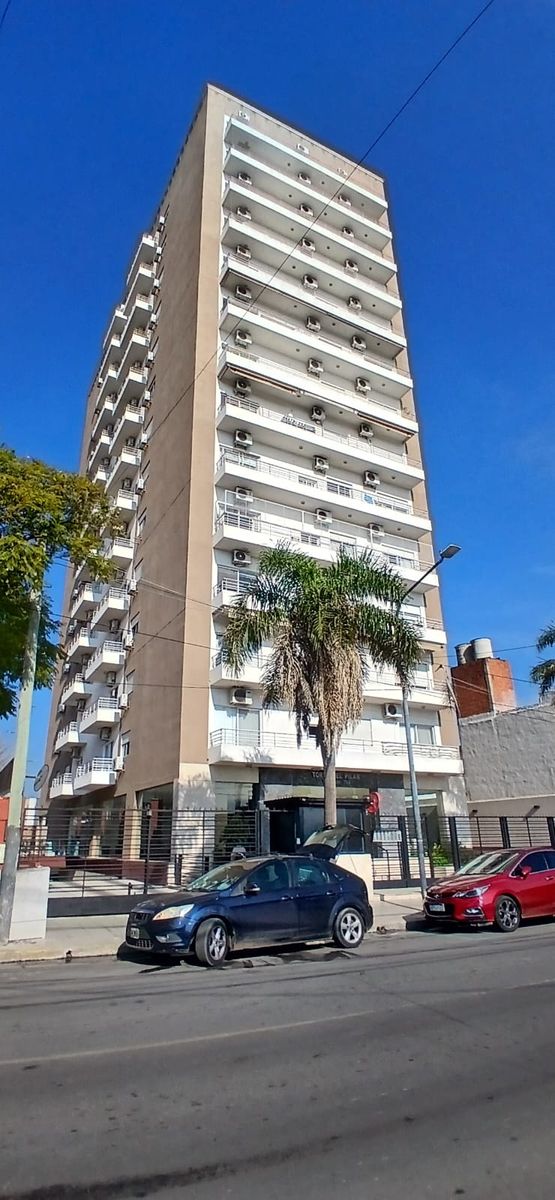 ALQUILER Hermoso monoambiente con balcón - 6