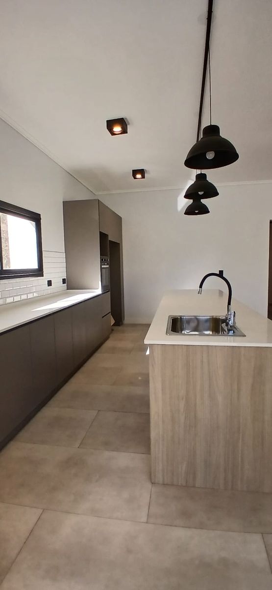 VENTA CASA EN UNA PLANTA - VISTA AL GOLF - 15