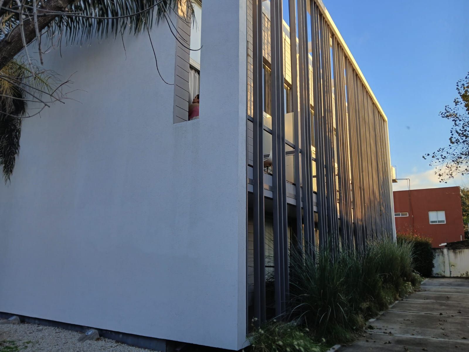 ALQUILER DÚPLEX CON BALCÓN. ESPACIO PARA AUTO. PILAR. - 7